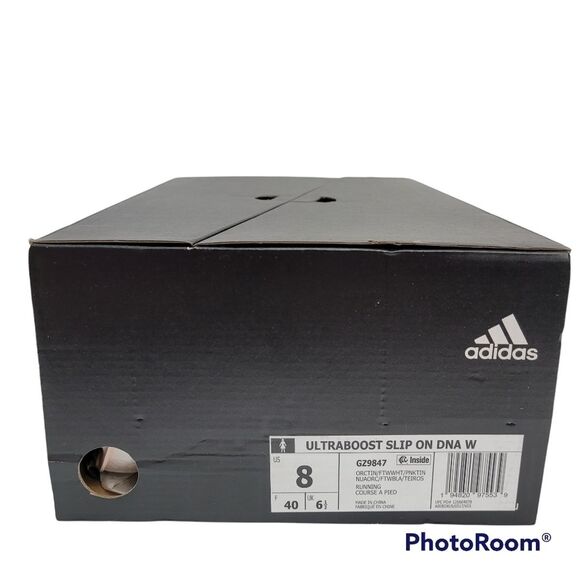 ADIDAS Ultraboost Slip-on Size 8 - Picture 12 of 13